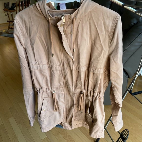 beige fall jacket - Picture 1 of 5